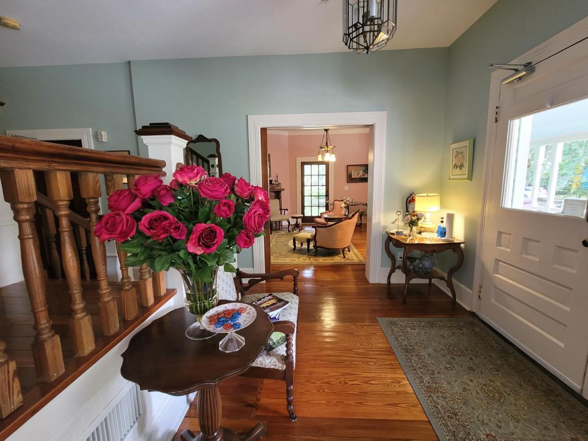 The Camellia Rose Inn- King Room- Inspiration Gainesville Zewnętrze zdjęcie